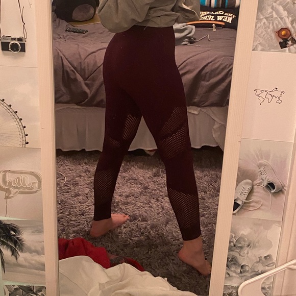 FABLETICS Plum leggings - Picture 5 of 6